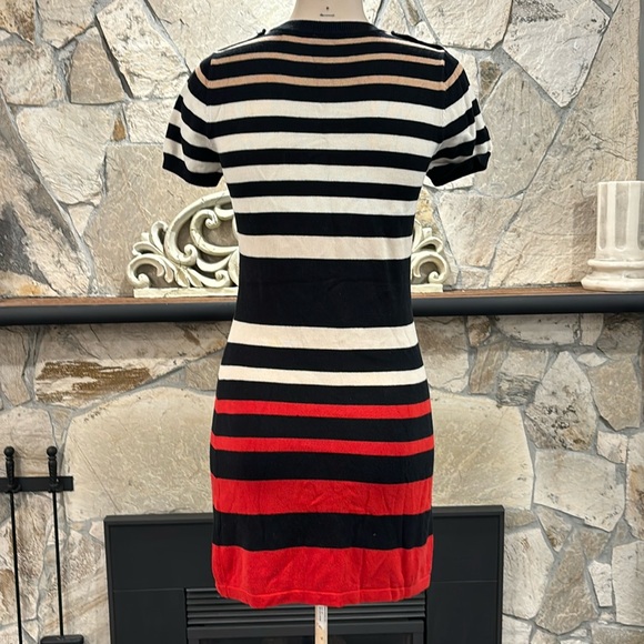 Sweater Dress - Picture 4 of 10